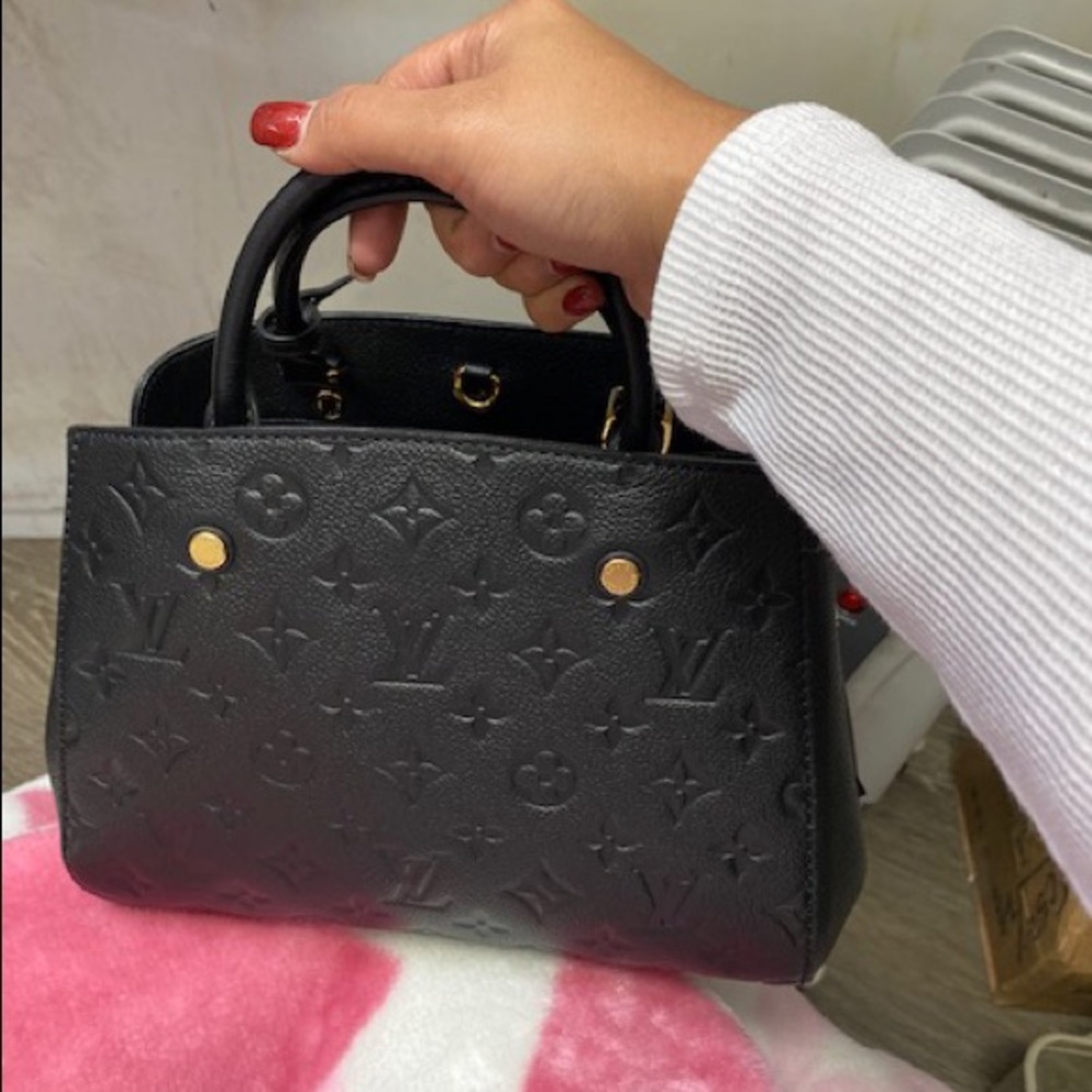 Louis Vuitton purse